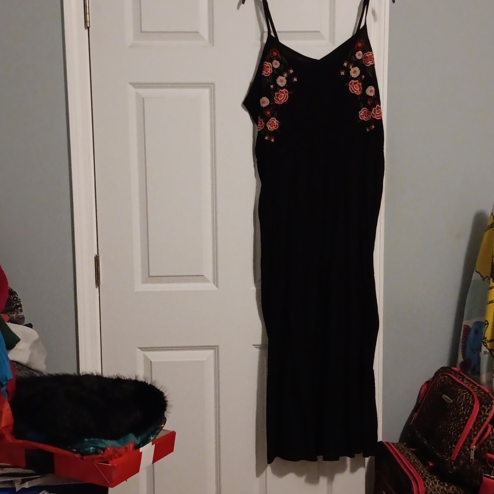 Woman's long maxi dress, color black, size XL
